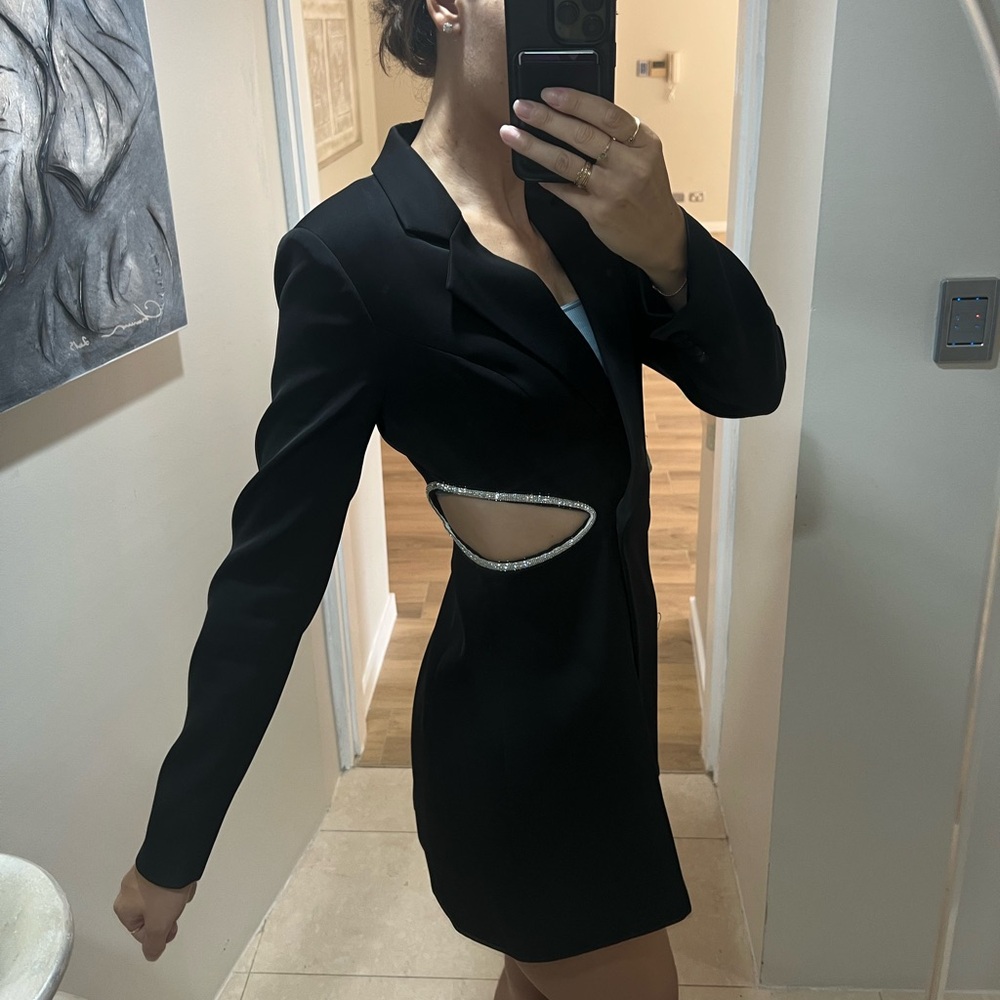 Meshki Shyann Diamante Cut Out Blazer Dress in XS - Picture 10 of 11
